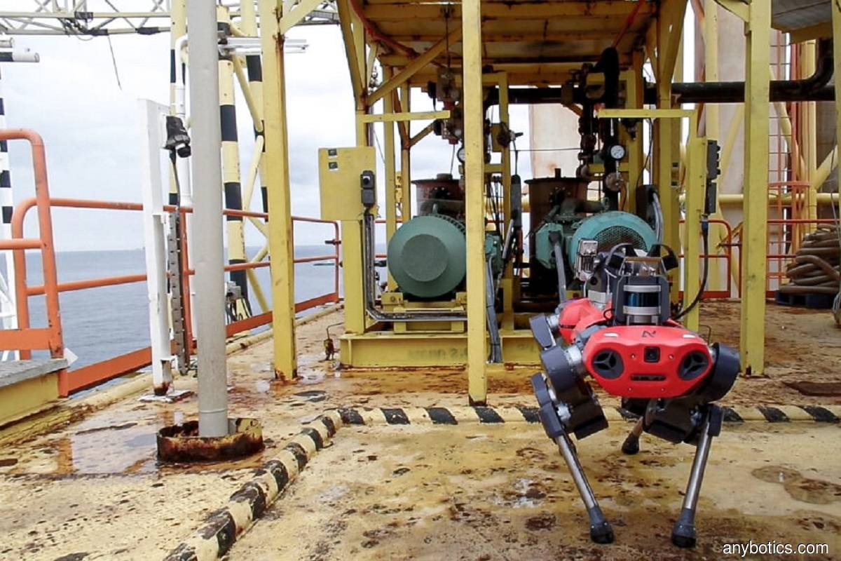 Petronas tests explosion-proof canine robot on Dulang B platform